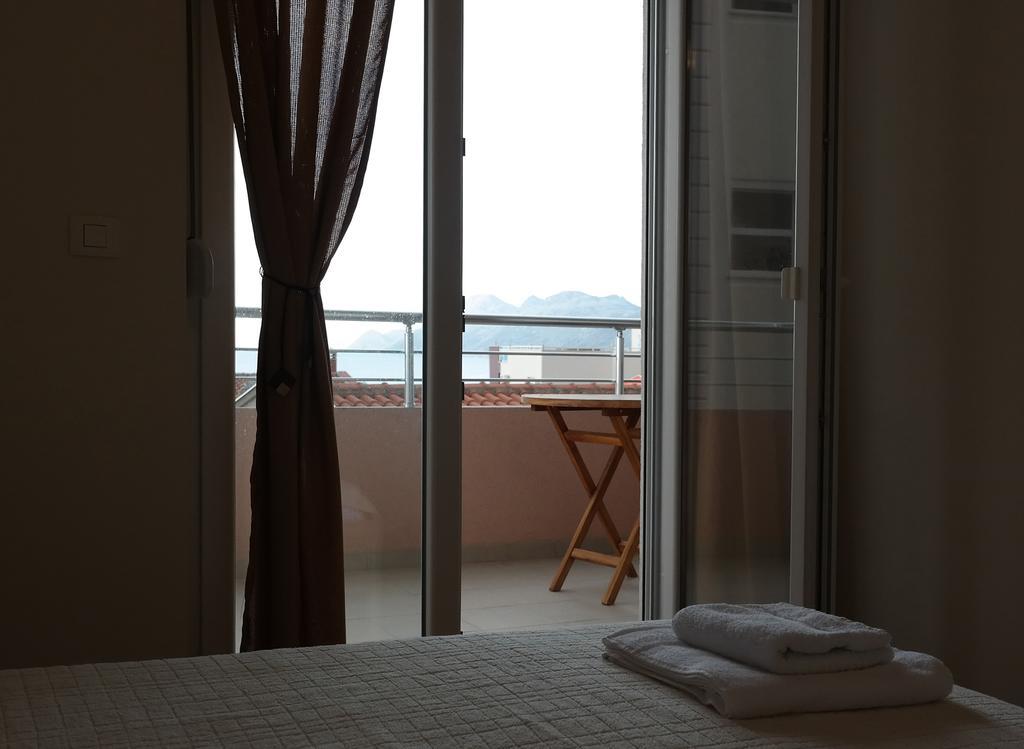 Tuna Apartments دوبرا فوفا المظهر الخارجي الصورة